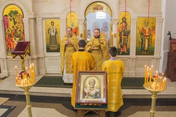 Поздравляем с престольным праздником! Поздравляем с престольным праздником!