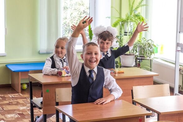 С новым учебным годом! С новым учебным годом!
